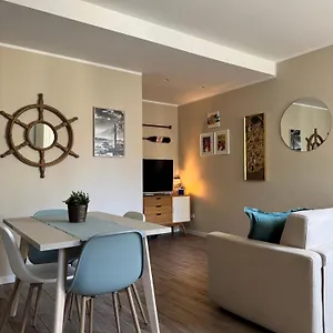 Silverhome Apartment
