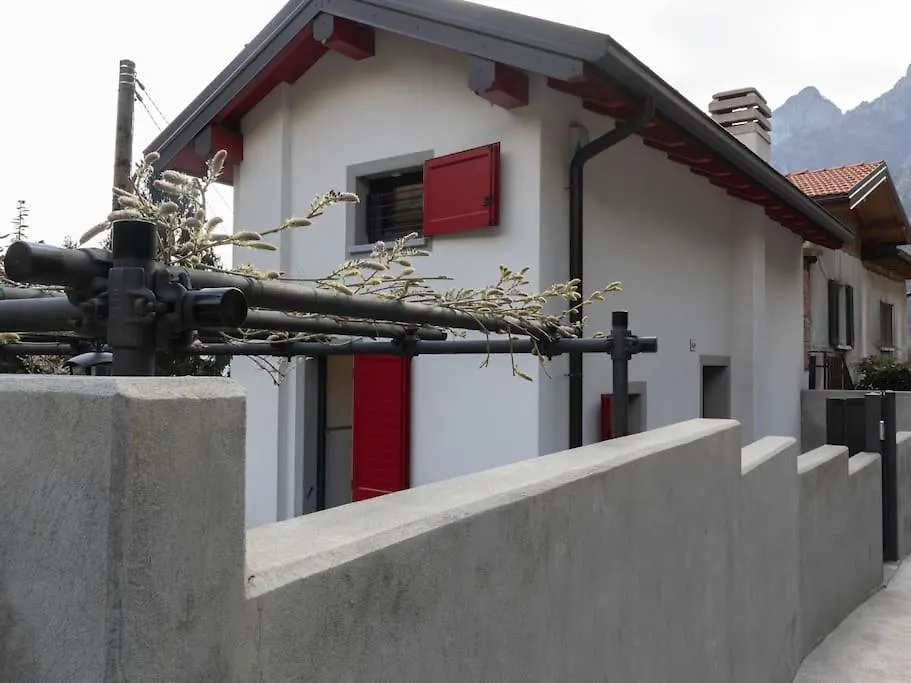 بيت للعطل فيلا ليكوفي Al Sollievo House إيطاليا