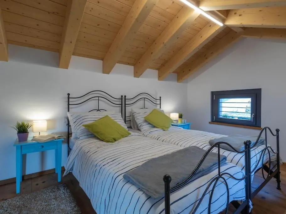Al Sollievo House Villa Lecco 0*,