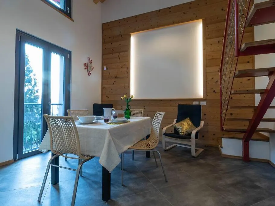 Al Sollievo House Villa Lecco 0*,